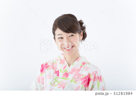 浴衣の女性 浴衣の女性 31281984