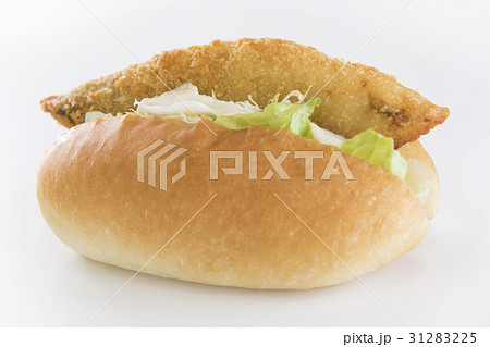フィッシュバーガー シンプル・白バックの写真 31283225