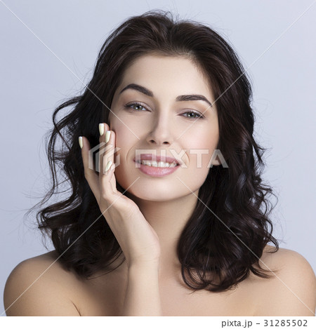 Beautiful woman portrait 31285502