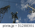 送電鉄塔と電柱 31288301