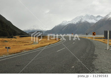 Landscape of Mount Cook track 31290583