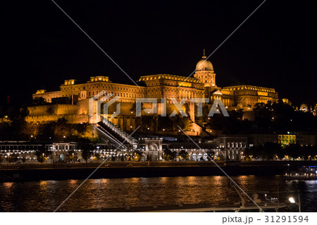 The Buda Castle of Budapest, Hungary at night The Buda Castle of Budapest, Hungary at night 31291594