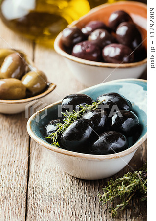 bowls with different kind of olives 31292809