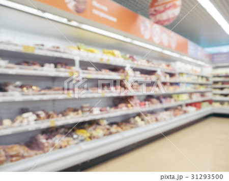 Blurred colorful supermarket products on shelves Blurred colorful supermarket products on shelves 31293500