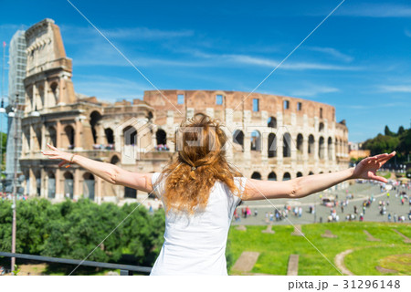 Young female tourist in Rome 31296148
