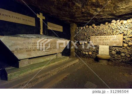 The Catacombs of Paris 31296504