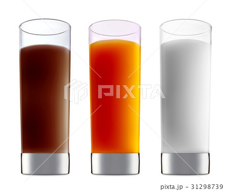 alcohol cocktail isolated on white background 31298739