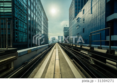 Front view of train in modern city Front view of train in modern city 31304271