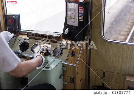 電車の運転の写真素材 [31305774] - PIXTA