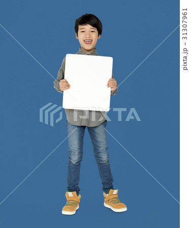 Little Boy Holding Blank Paper Board Studio Portrait Little Boy Holding Blank Paper Board Studio Portrait 31307961