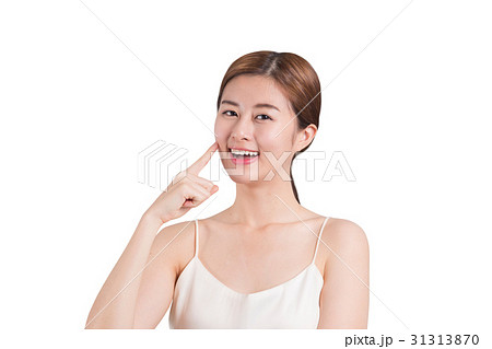 Asian woman skin care image on isolate background Asian woman skin care image on isolate background 31313870