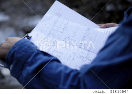 建築現場 働く女性 建築現場 働く女性 31316644