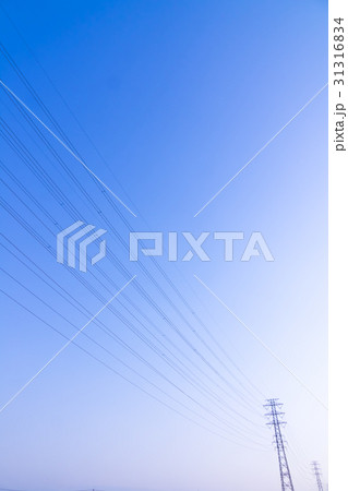 青空　送電線 31316834
