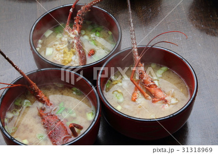 イセエビの味噌汁 イセエビの味噌汁 31318969