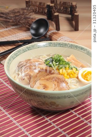 ramen ramen 31320405