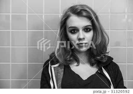 Caucasian blond teenage girl portrait Caucasian blond teenage girl portrait 31320592