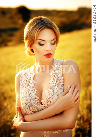 fashion photo of beautiful young girl with blond 31322754