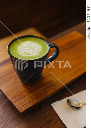 hot matcha green tea latte 31324914