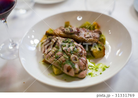 fried lamb leg fried lamb leg 31331769