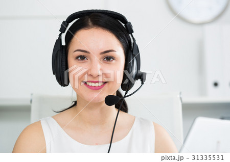 Woman working in call-center 31335531