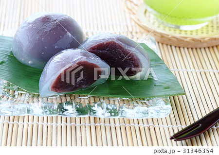 夏の和菓子　水まんじゅう 31346354