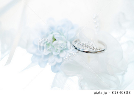 マクロ撮影 プラチナ結婚指輪2 31346388