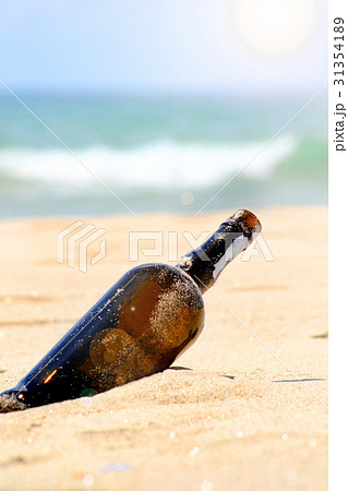 Lost bottle 31354189
