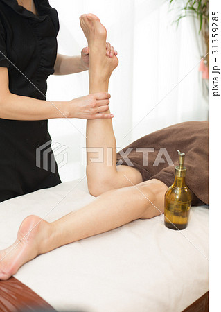 足つぼマッサージ 31359285