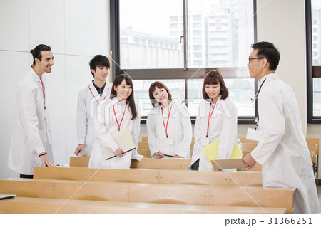 医療系大学 31366251