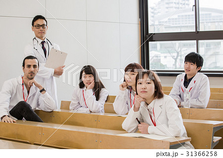 医療系大学 医療系大学 31366258