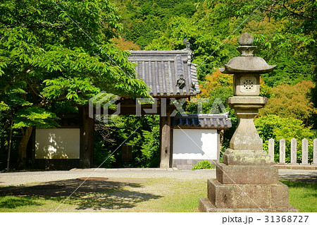 京都・海住山寺の山門 31368727
