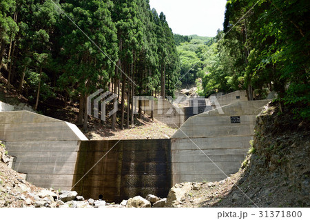 砂防ダム 31371800
