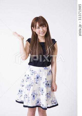 女の子 紹介 女の子 紹介 31371985
