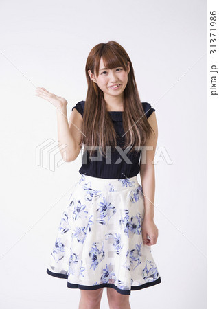 女の子 紹介 女の子 紹介 31371986