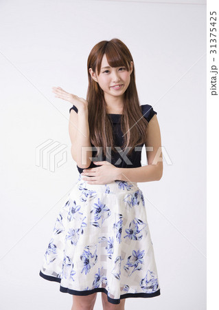 女の子 紹介 31375425