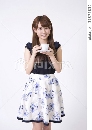 女の子 カフェ 31375859