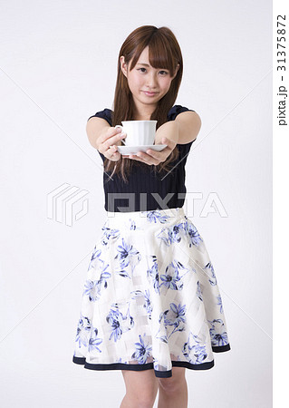 女の子 カフェ 31375872