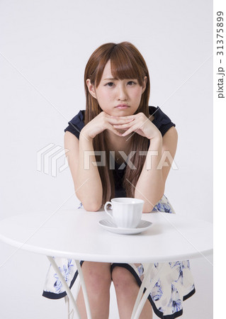 女の子 カフェ 31375899