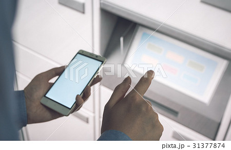 宅配ロッカー［背景美術セットを利用・架空の施設空間です］ 31377874