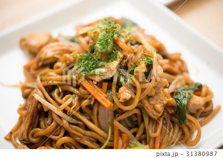 焼きそば 31380987