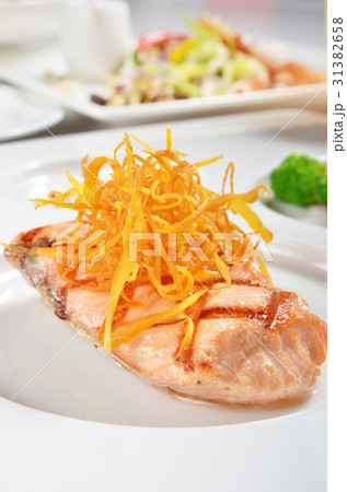 Fried salmon Fried salmon 31382658