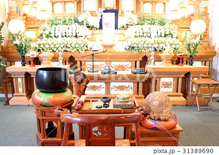葬儀の祭壇 31389690