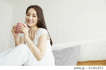人 人間 女性 31391872