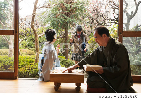 お金持ちの家族　将棋 31393820