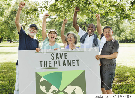 Save the planet is our responsibility. 31397288