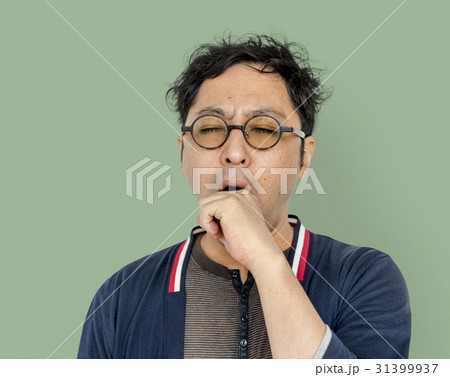 Asian Men Adult Yawn Tired Portrait Asian Men Adult Yawn Tired Portrait 31399937
