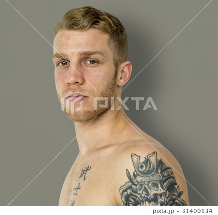 Man close up photoshoot and posing Man close up photoshoot and posing 31400134
