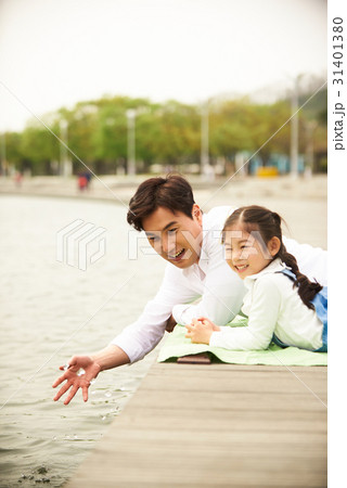 木の床 木製の床 水 31401380