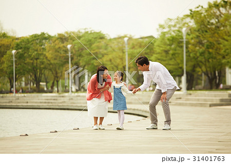 家族 ファミリー 公園 31401763