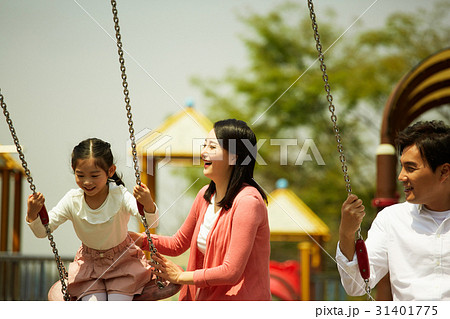 家族 ファミリー 公園 31401775